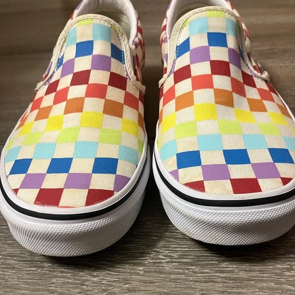 Vans Asher Canvas Slip On Sneakers Sz 8 White Rainbow Checkerboard - Picture 6 of 14